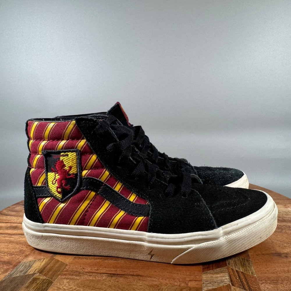 Vans Harry Potter Gryffindor Sk8-Hi Black Red Gold Kids Size 2.0 Sneakers - Picture 1 of 7